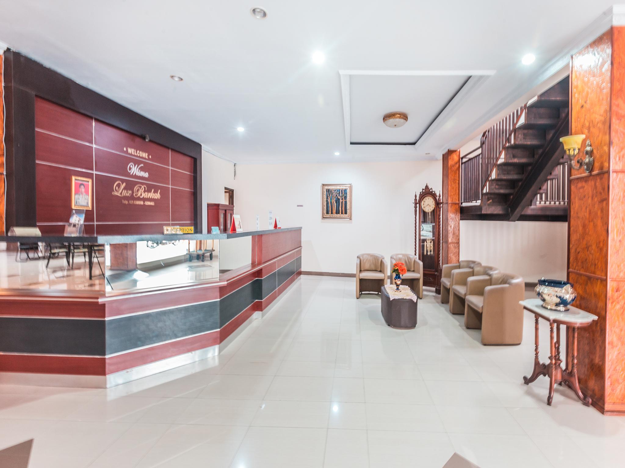 Hotel Oyo 1667 Wisma Lux Barkah Dżakarta Zewnętrze zdjęcie