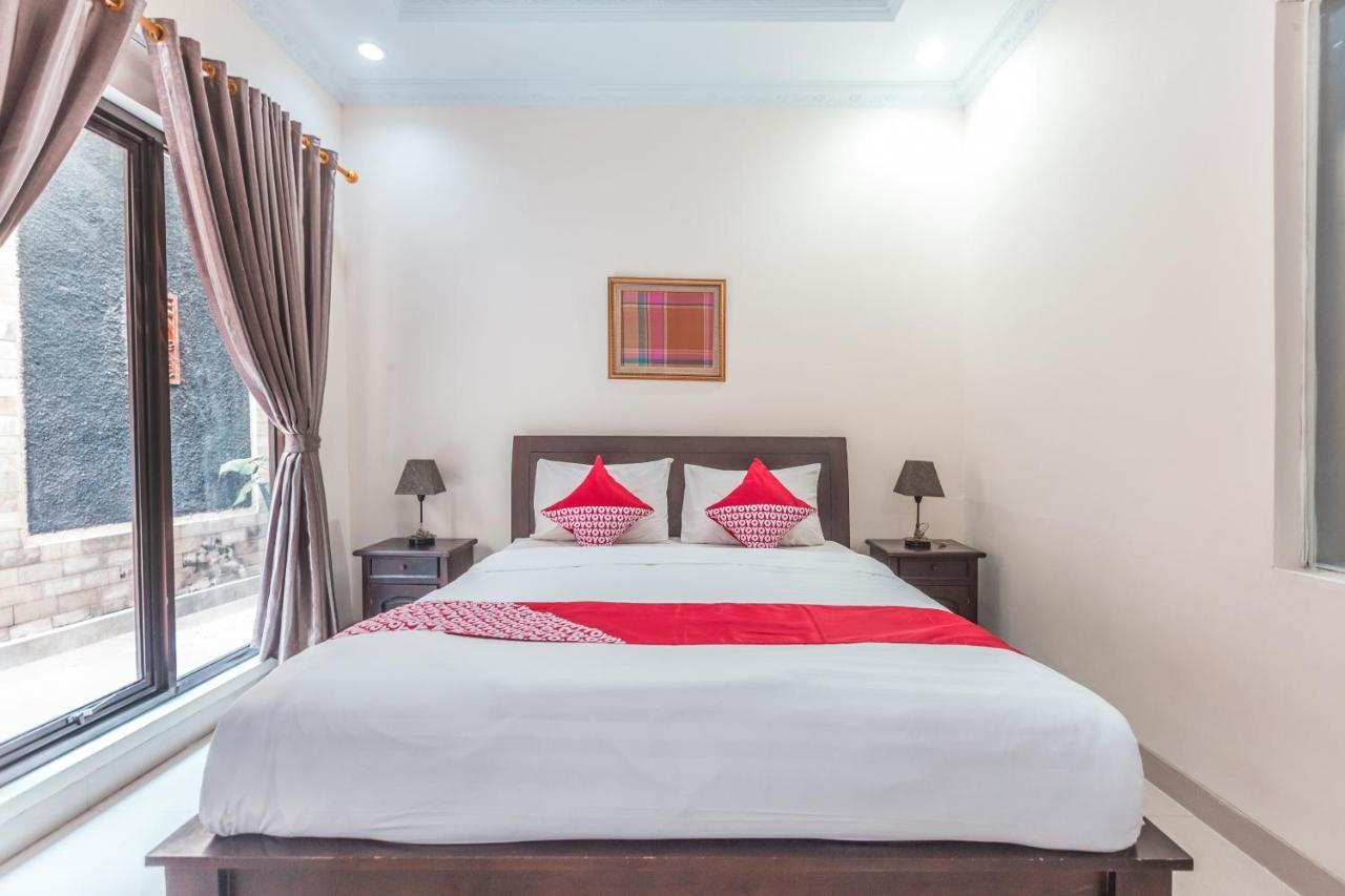 Oyo 1667 Wisma Lux Barkah Dżakarta Pokój zdjęcie